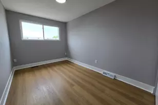 1327 Kings Pl, Philadelphia, PA 19122 - Photo 23