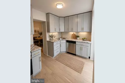 303 Green Lane, Philadelphia, PA 19128 - Photo 7