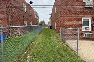 1707 Griffith St, Philadelphia, PA 19111 - Photo 9