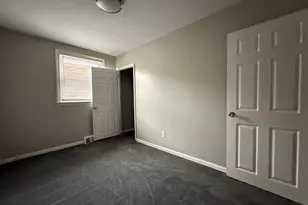 1707 Griffith St, Philadelphia, PA 19111 - Photo 33