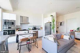 240 N 2nd St, Philadelphia, PA 19106 - Photo 1
