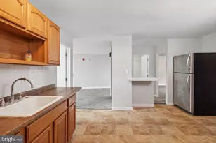 5615 Upland Way, Philadelphia, PA 19131 - Photo 3