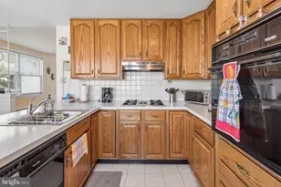 3157 Draper St, Philadelphia, PA 19136 - Photo 17