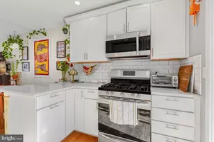 128 W Thompson St, Philadelphia, PA 19122 - Photo 7