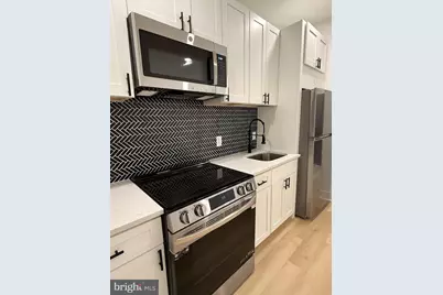 1220 W Airdrie Street, Philadelphia, PA 19140 - Photo 33
