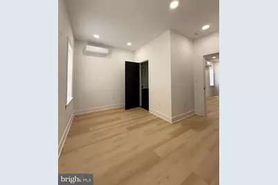 1220 W Airdrie Street, Philadelphia, PA 19140 - Photo 39