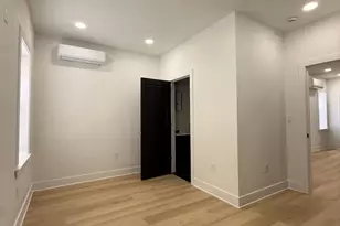 1220 W Airdrie St, Philadelphia, PA 19140 - Photo 39