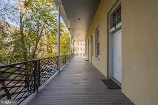 1 Academy Cir, Philadelphia, PA 19146 - Photo 23