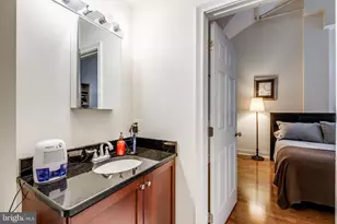 1 Academy Cir, Philadelphia, PA 19146 - Photo 21