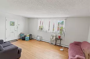 562 Larkspur St, Philadelphia, PA 19116 - Photo 3