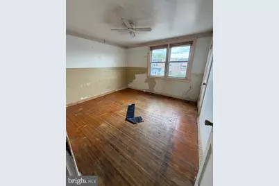 652 E Annsbury Street, Philadelphia, PA 19120 - Photo 7