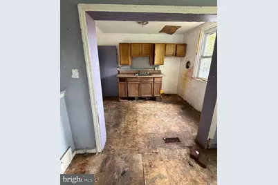 652 E Annsbury Street, Philadelphia, PA 19120 - Photo 5