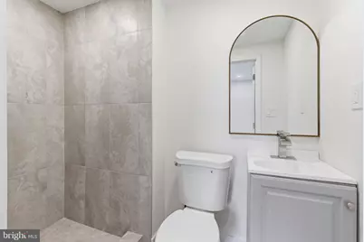 213 Hermitage St, Philadelphia, PA 19127 - Photo 9