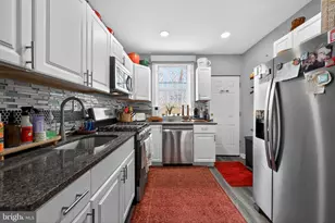 2237 McClellan St, Philadelphia, PA 19145 - Photo 9