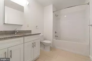 224 Church St, Philadelphia, PA 19106 - Photo 11