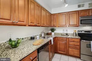 1420 Locust St, Philadelphia, PA 19102 - Photo 5