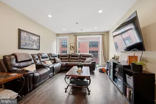 844 N 15th St, Philadelphia, PA 19130 - Photo 3