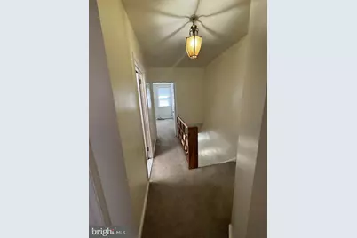 181 E Walnut Park Drive, Philadelphia, PA 19120 - Photo 7