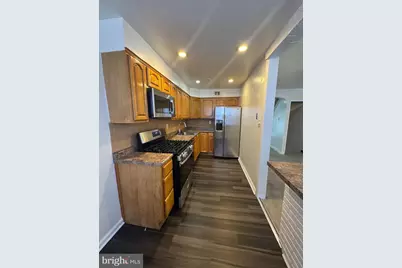 181 E Walnut Park Drive, Philadelphia, PA 19120 - Photo 5
