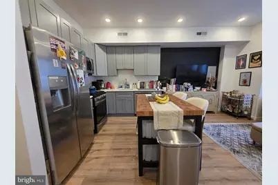 742 S 4th Street #2F, Philadelphia, PA 19147 - Photo 3