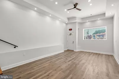 895 N 66th Street, Philadelphia, PA 19151 - Photo 9