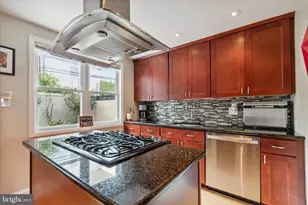 1938 S Camac St, Philadelphia, PA 19148 - Photo 11
