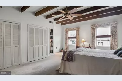 2049 Appletree Street, Philadelphia, PA 19103 - Photo 33