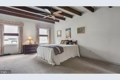 2049 Appletree Street, Philadelphia, PA 19103 - Photo 41