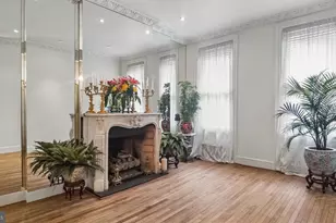 2049 Appletree St, Philadelphia, PA 19103 - Photo 15
