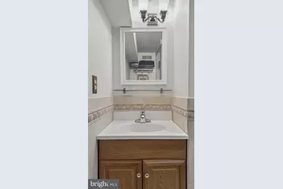 2049 Appletree Street, Philadelphia, PA 19103 - Photo 47