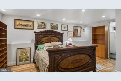2049 Appletree Street, Philadelphia, PA 19103 - Photo 45