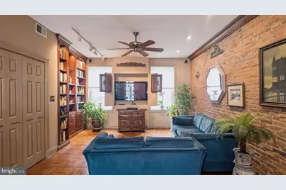 2049 Appletree Street, Philadelphia, PA 19103 - Photo 25