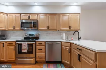 209 N 3rd Street #3B, Philadelphia, PA 19106 - Photo 7