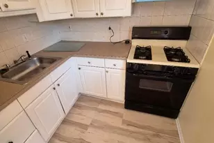 7415 Lapwing (1st Floor) Pl, Philadelphia, PA 19153 - Photo 5