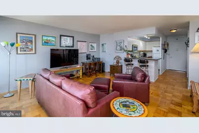 200 Locust Street #23FN, Philadelphia, PA 19106 - Photo 3