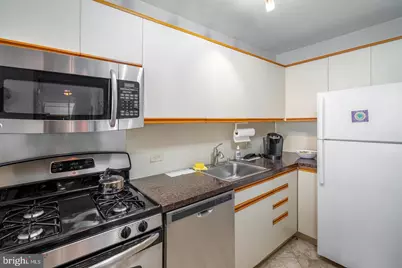 200 Locust Street #23FN, Philadelphia, PA 19106 - Photo 7