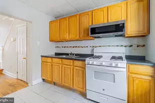 1528 S Hollywood St, Philadelphia, PA 19146 - Photo 5
