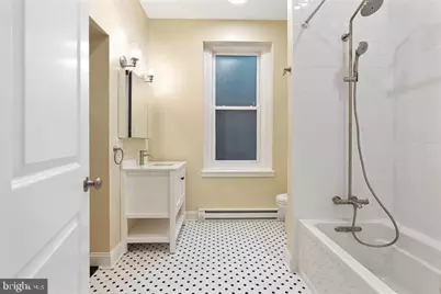 2029 Walnut Street #3F, Philadelphia, PA 19103 - Photo 5