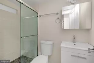 2242 Wilder St, Philadelphia, PA 19146 - Photo 37