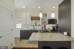 1937 W George St, Philadelphia, PA 19130 - Photo 9