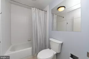 1100 Vine St, Philadelphia, PA 19107 - Photo 17
