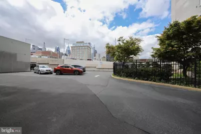 1100 Vine Street #1105, Philadelphia, PA 19107 - Photo 27