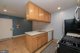 1100 Vine St, Philadelphia, PA 19107 - Photo 15