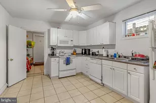 218 Grape St, Philadelphia, PA 19128 - Photo 9