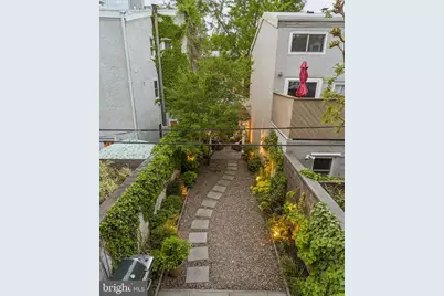 2415 Pine Street, Philadelphia, PA 19103 - Photo 37