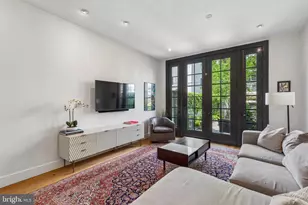 2415 Pine St, Philadelphia, PA 19103 - Photo 5