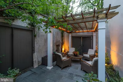 2415 Pine Street, Philadelphia, PA 19103 - Photo 21