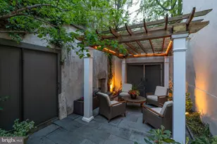 2415 Pine St, Philadelphia, PA 19103 - Photo 21