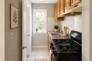 2037 N 8th St, Philadelphia, PA 19122 - Photo 3