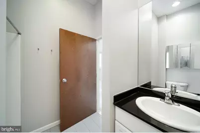 1001 Chestnut Street #305E, Philadelphia, PA 19107 - Photo 17